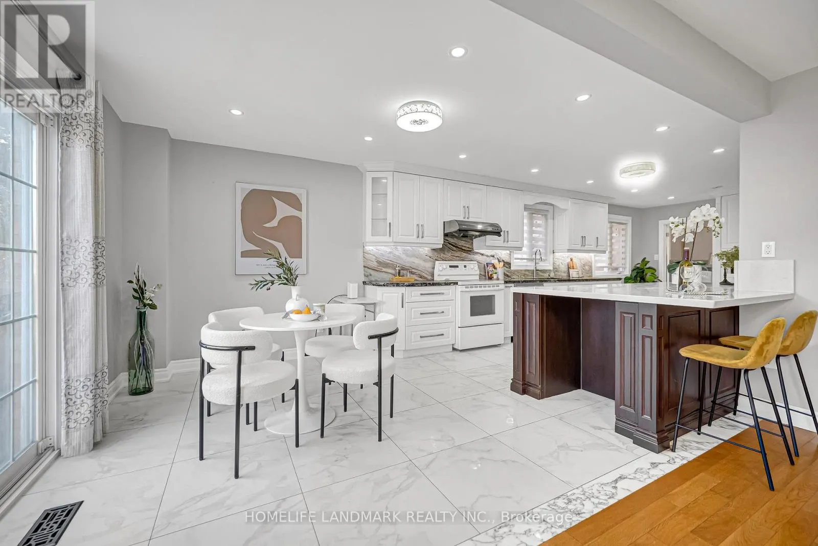 35 MARY PEARSON DRIVE