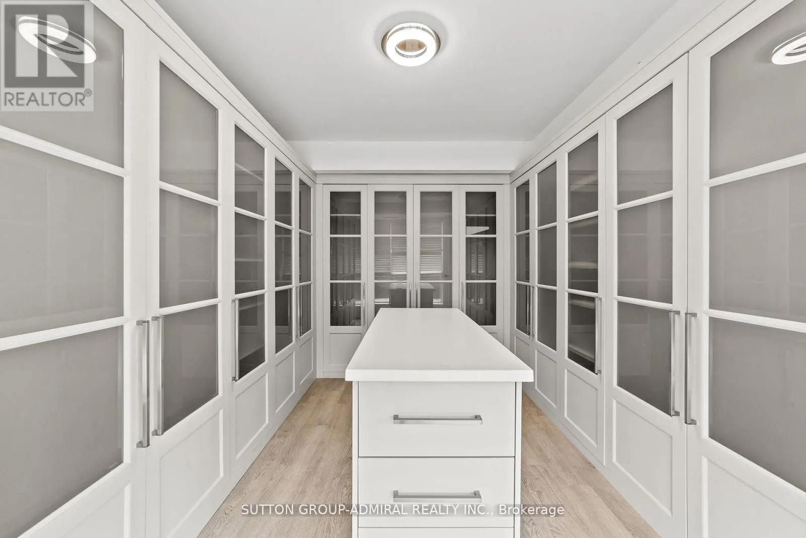 514 - 7608 YONGE STREET