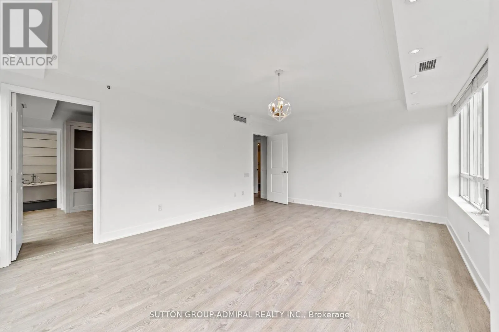 514 - 7608 YONGE STREET