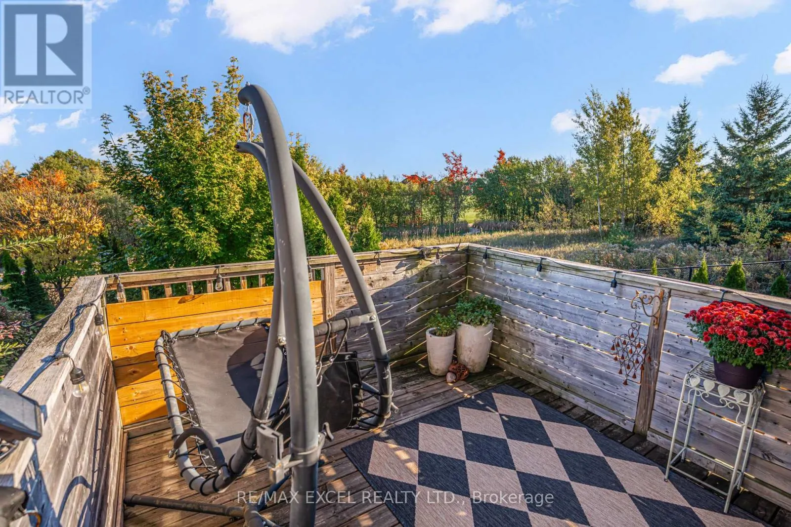 45 CEDARCREST CRESCENT