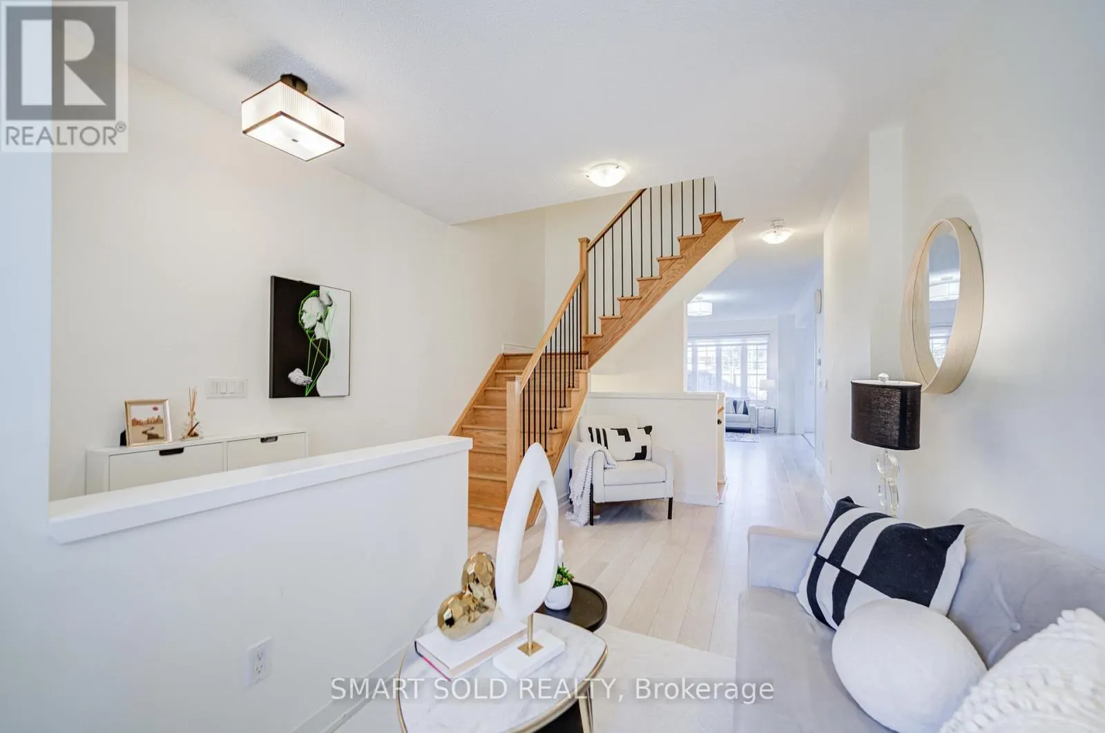 28 AVONMORE TRAIL