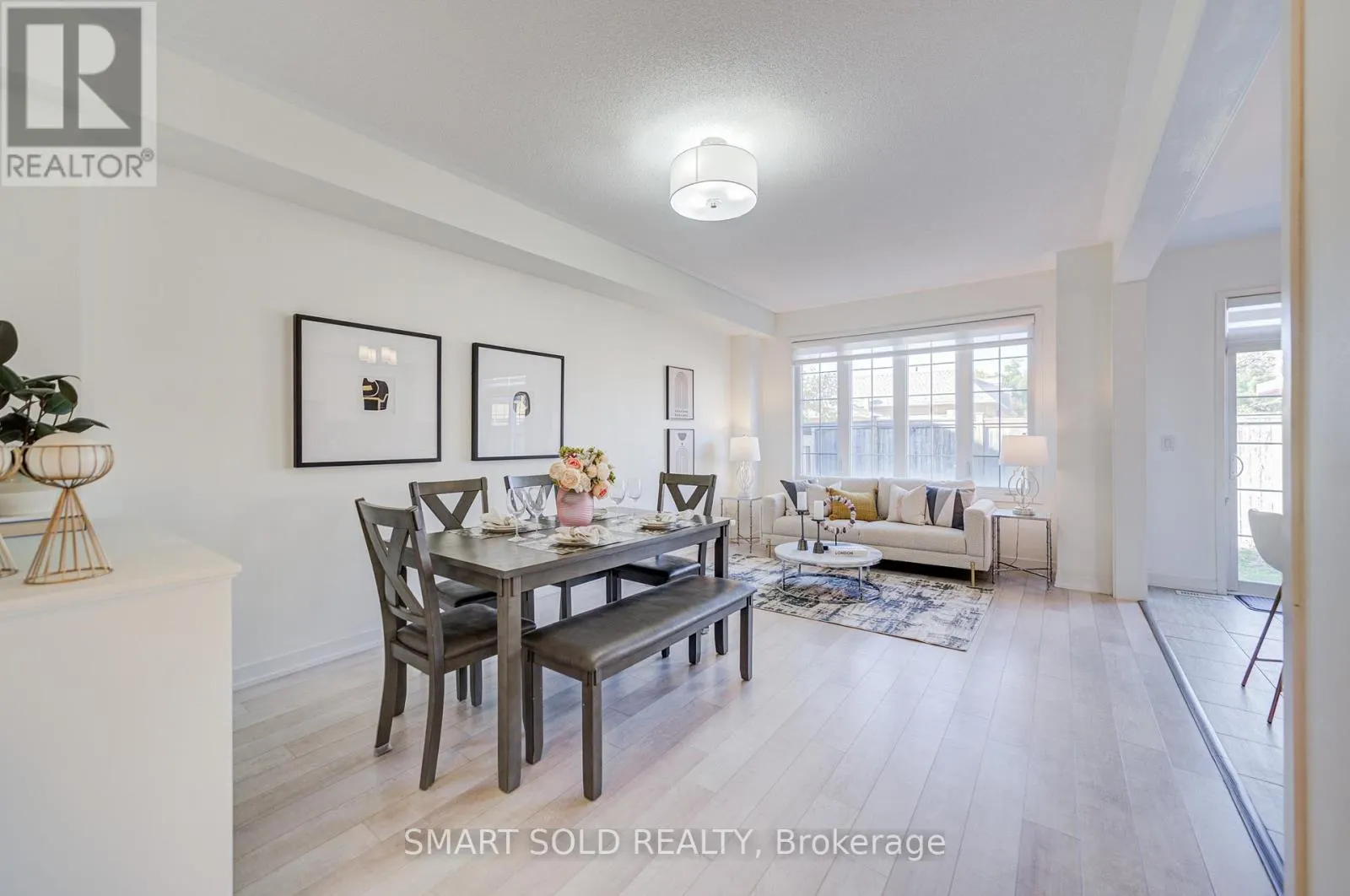 28 AVONMORE TRAIL