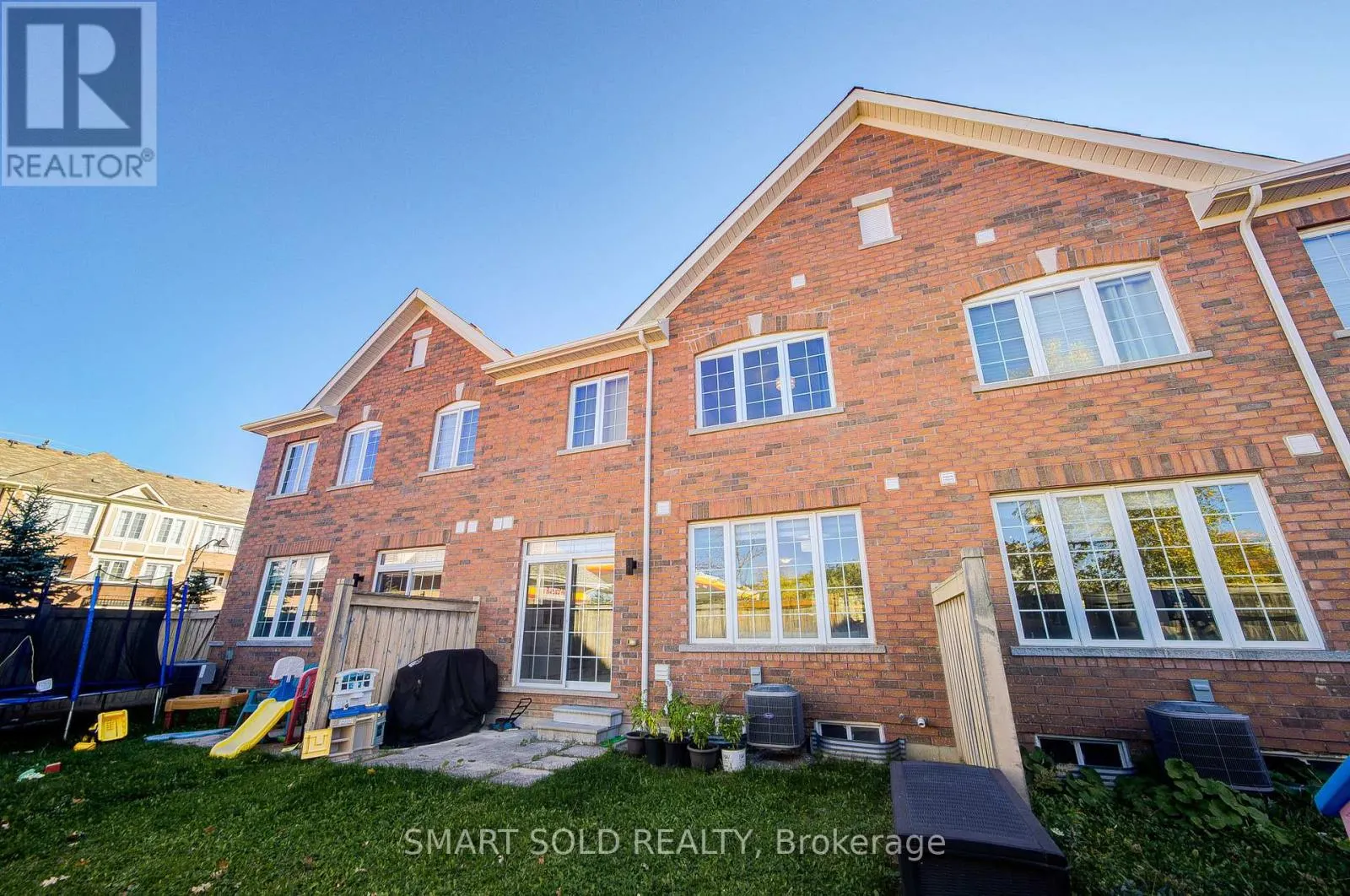 28 AVONMORE TRAIL