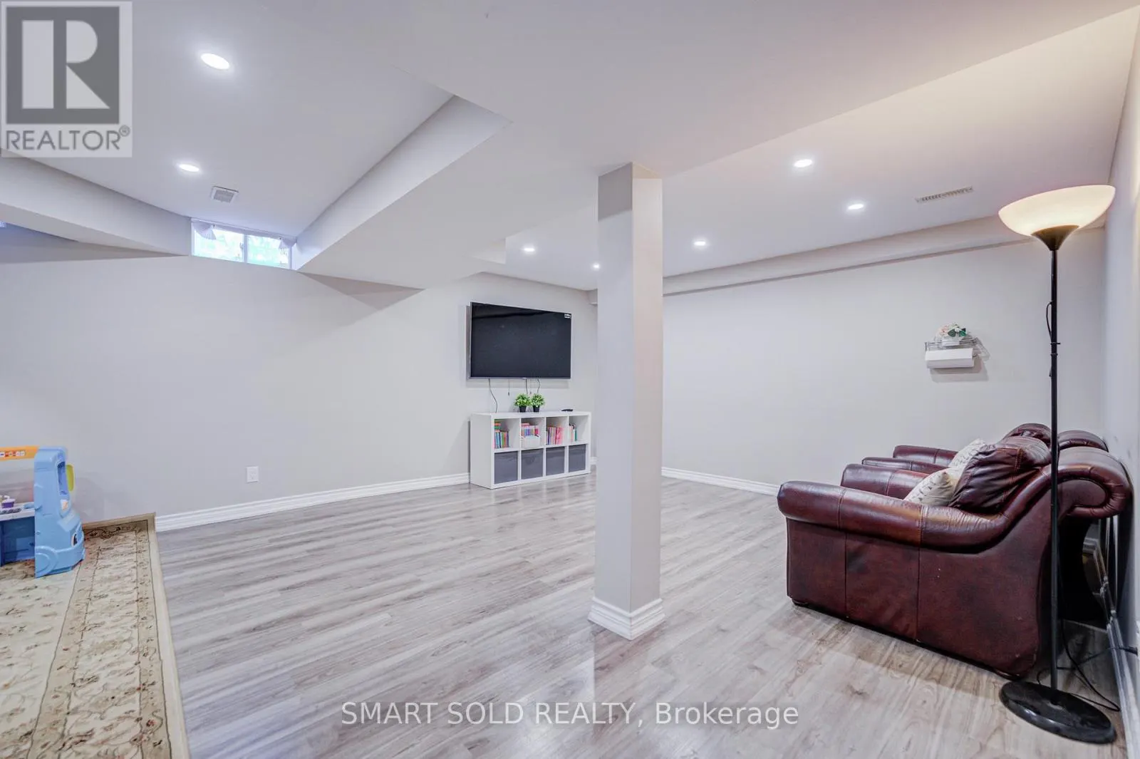 28 AVONMORE TRAIL