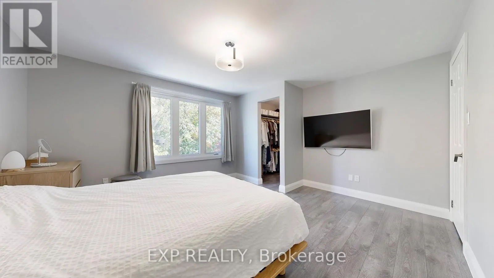 476 ALEAH CRESCENT
