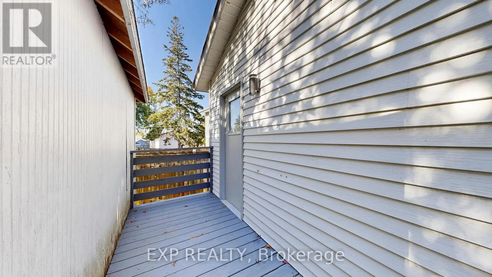 476 ALEAH CRESCENT