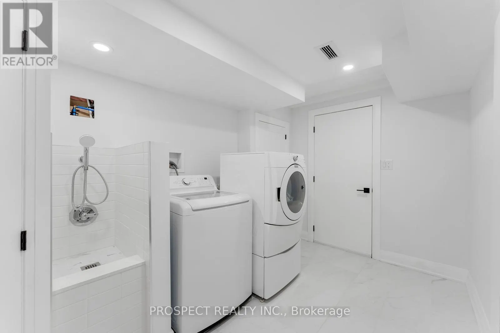 22 WORTHVIEW DRIVE