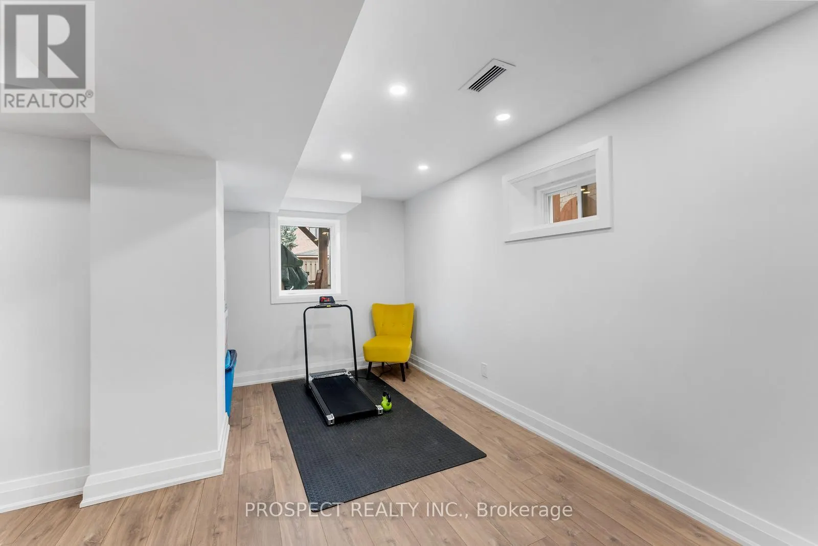 22 WORTHVIEW DRIVE