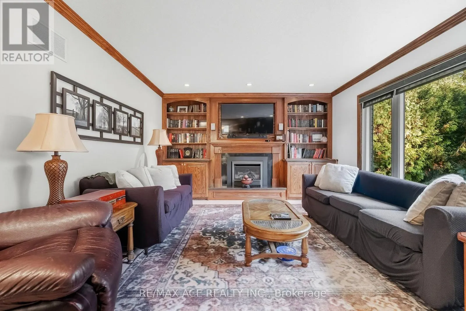 17 BLACK WILLOW COURT