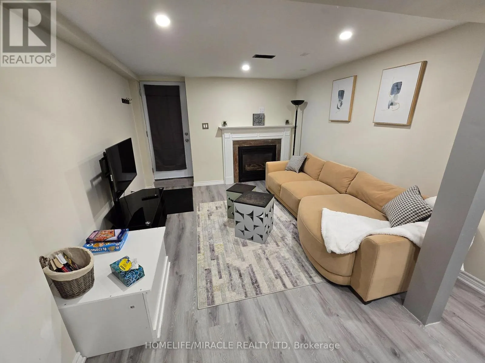 1 SILVERADO TRAIL