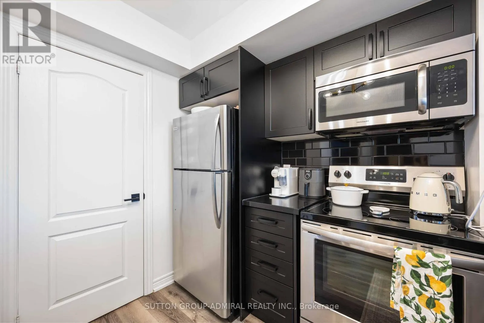 1109 - 50 DISERA DRIVE