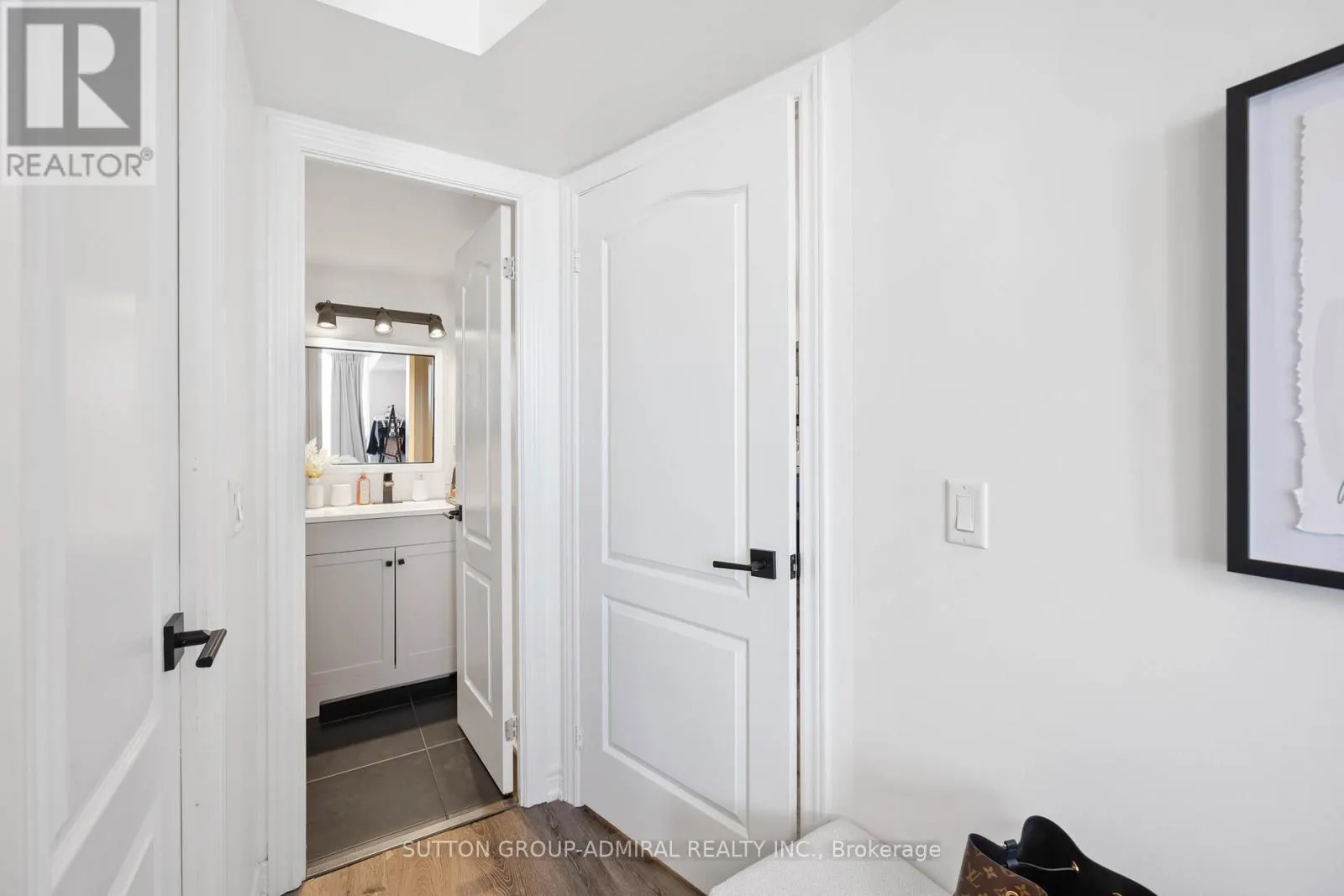 1109 - 50 DISERA DRIVE