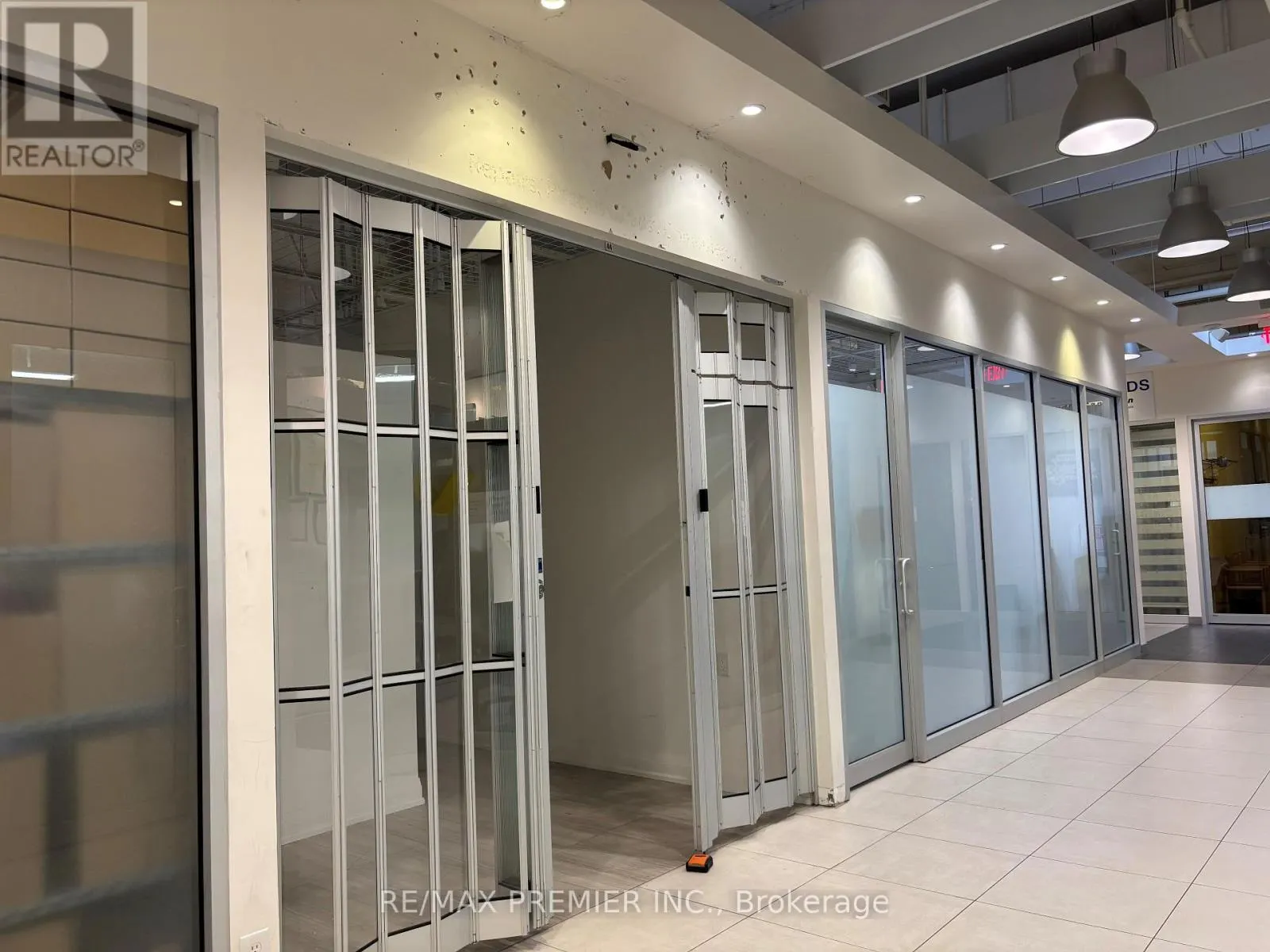 44 - 7181 YONGE STREET