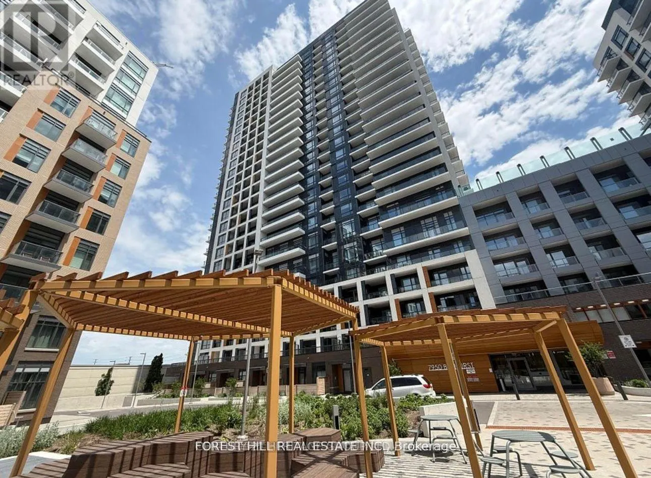 430 - 7950 BATHURST STREET