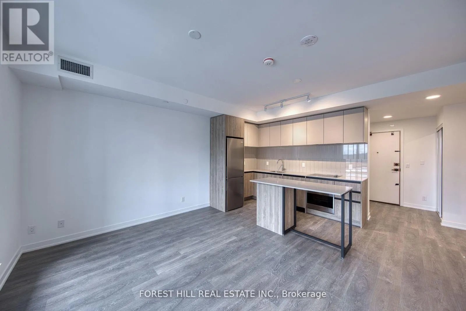 430 - 7950 BATHURST STREET