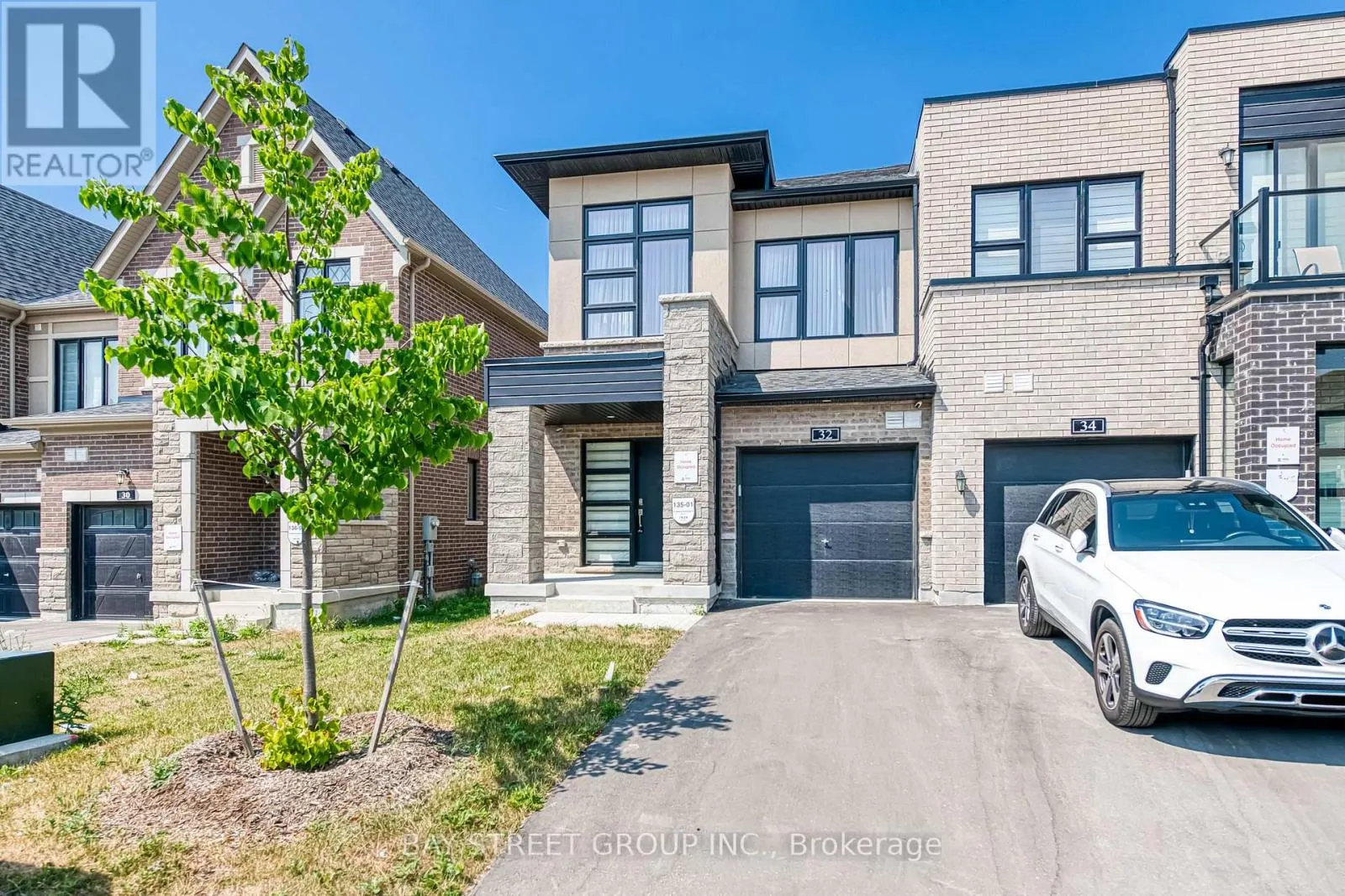32 JESSICA ANTONELLA STREET