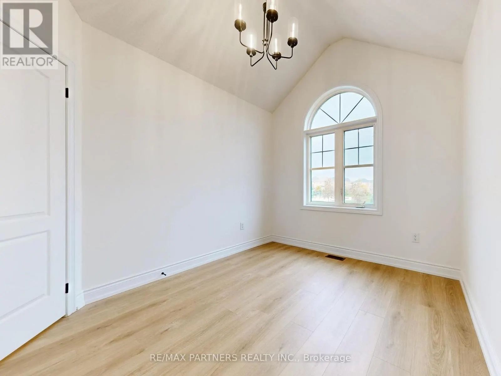 29 ROBERT OSPREY DRIVE