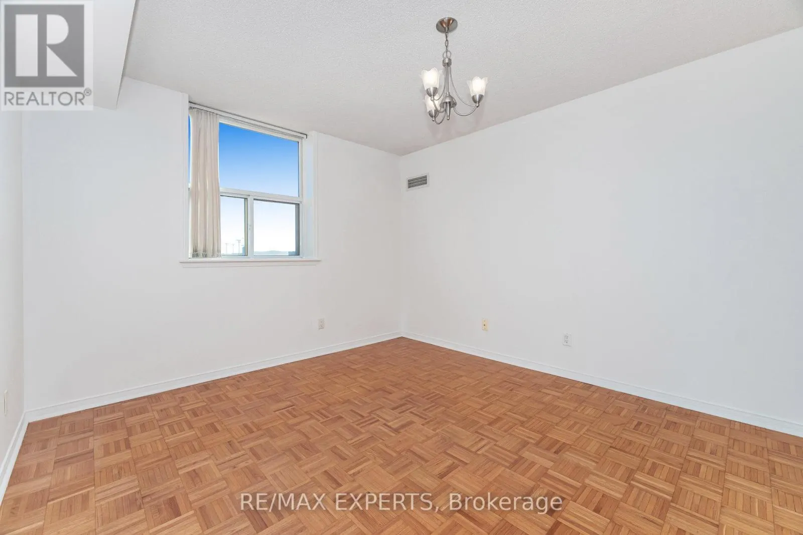 309 - 7373 MARTIN GROVE ROAD