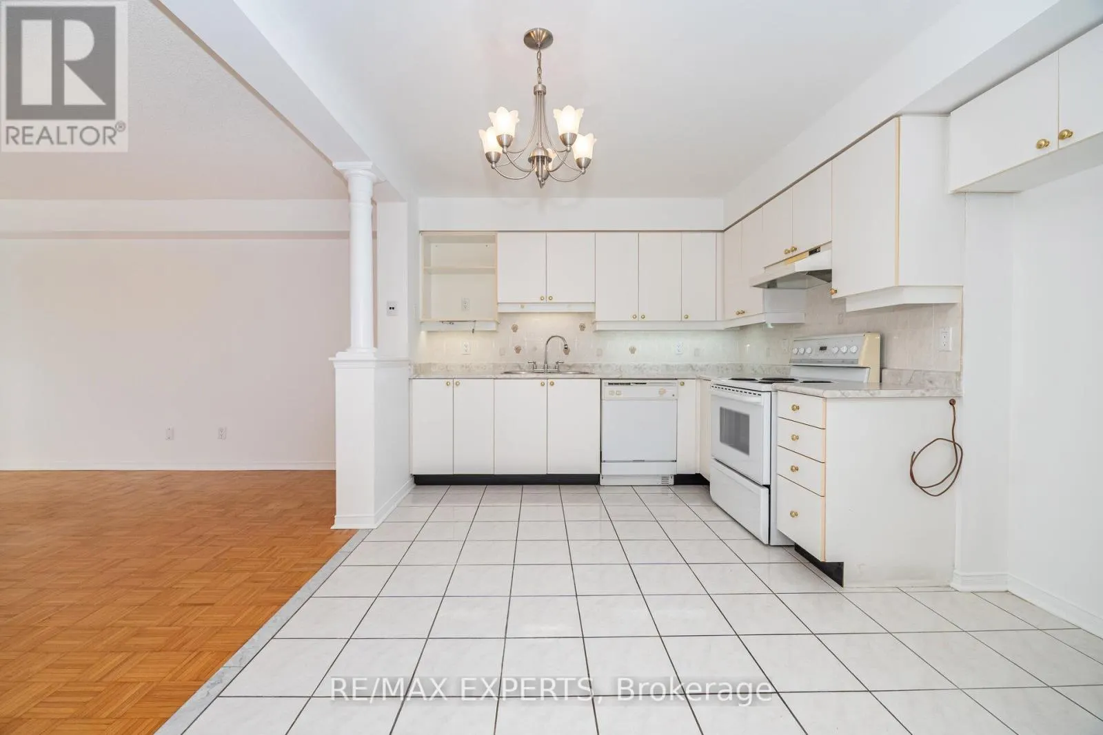 309 - 7373 MARTIN GROVE ROAD