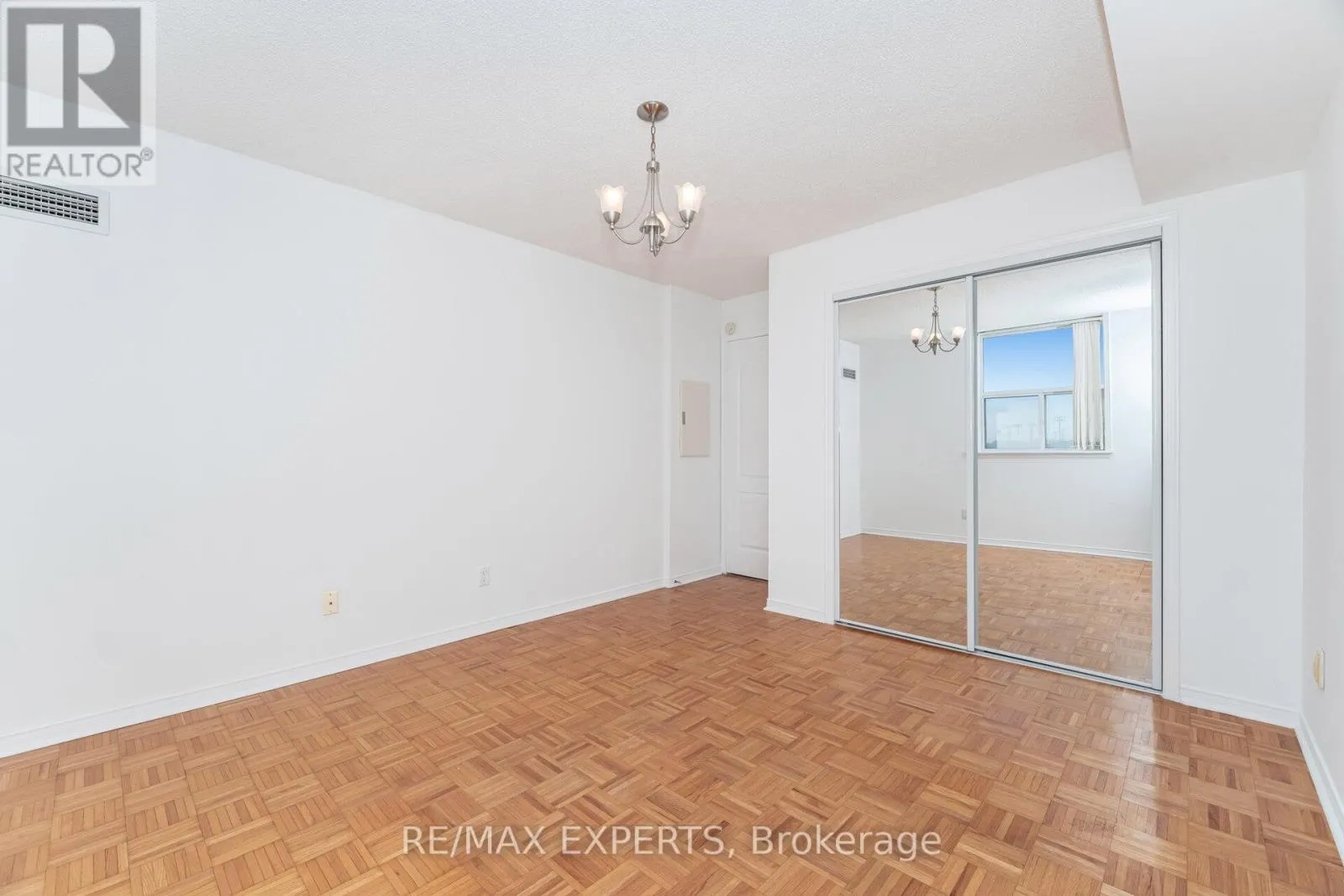 309 - 7373 MARTIN GROVE ROAD