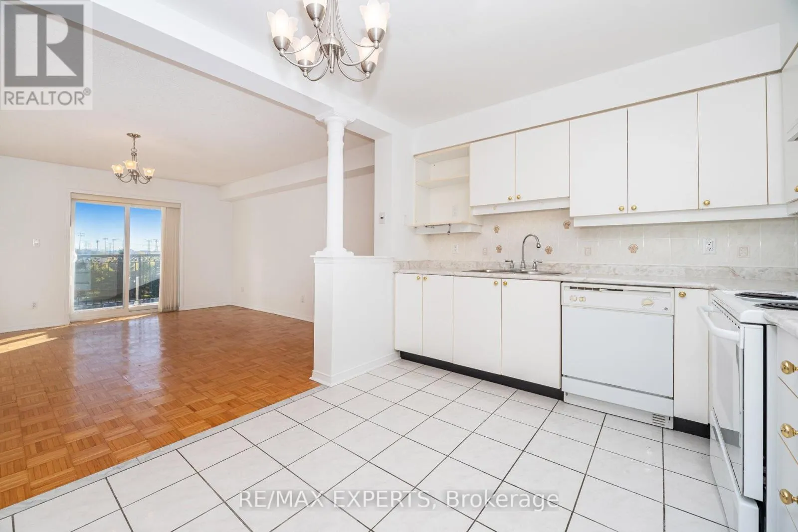 309 - 7373 MARTIN GROVE ROAD