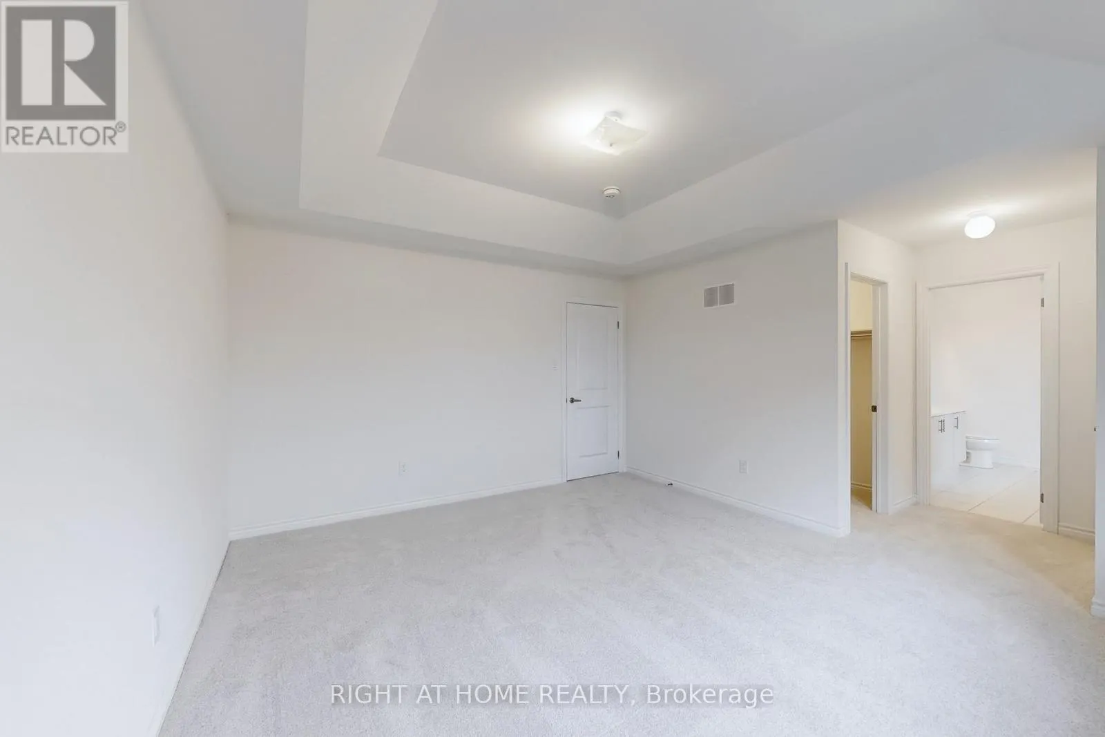 40 AINSLIE HILL CRESCENT