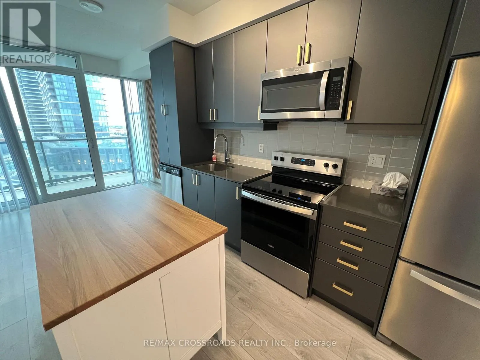 1110 - 7895 JANE STREET