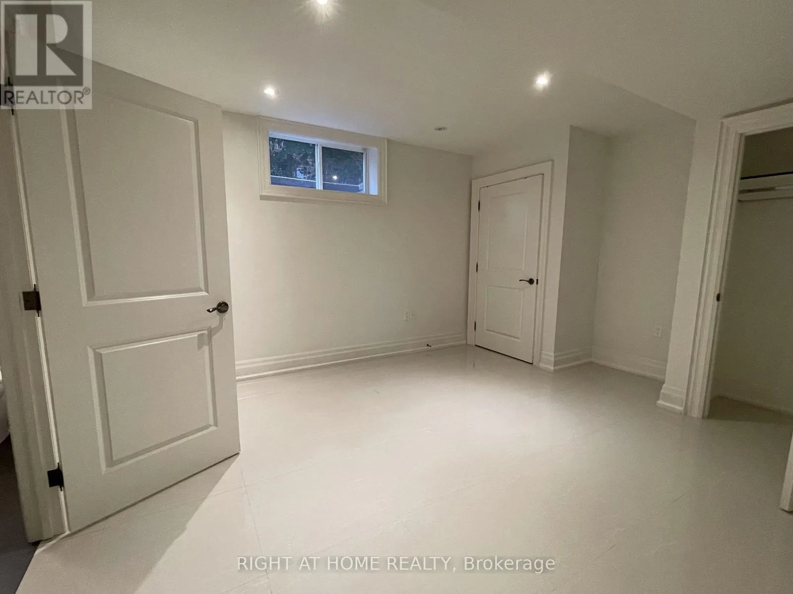 BSMT. - 182 SUSSEX AVENUE