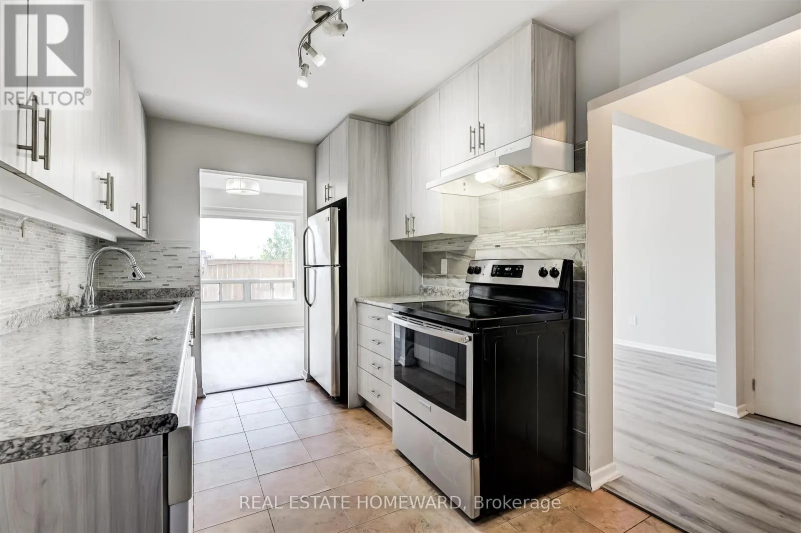 10 - 85 BAIF BOULEVARD