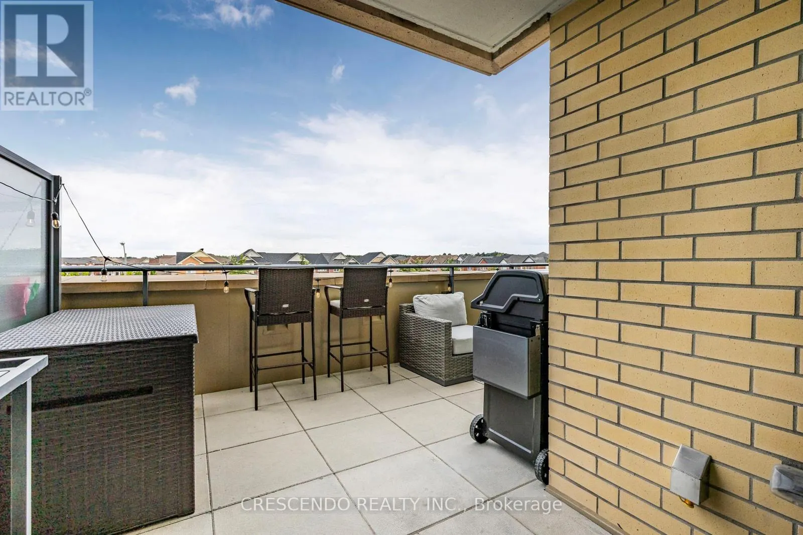 327 - 11750 NINTH LINE