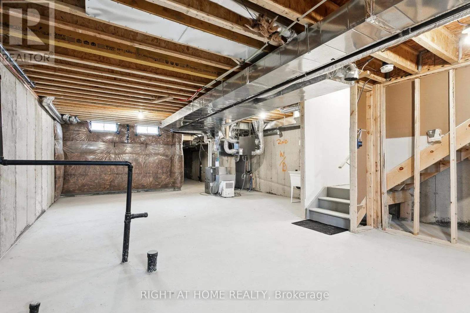 10173 HUNTINGTON ROAD