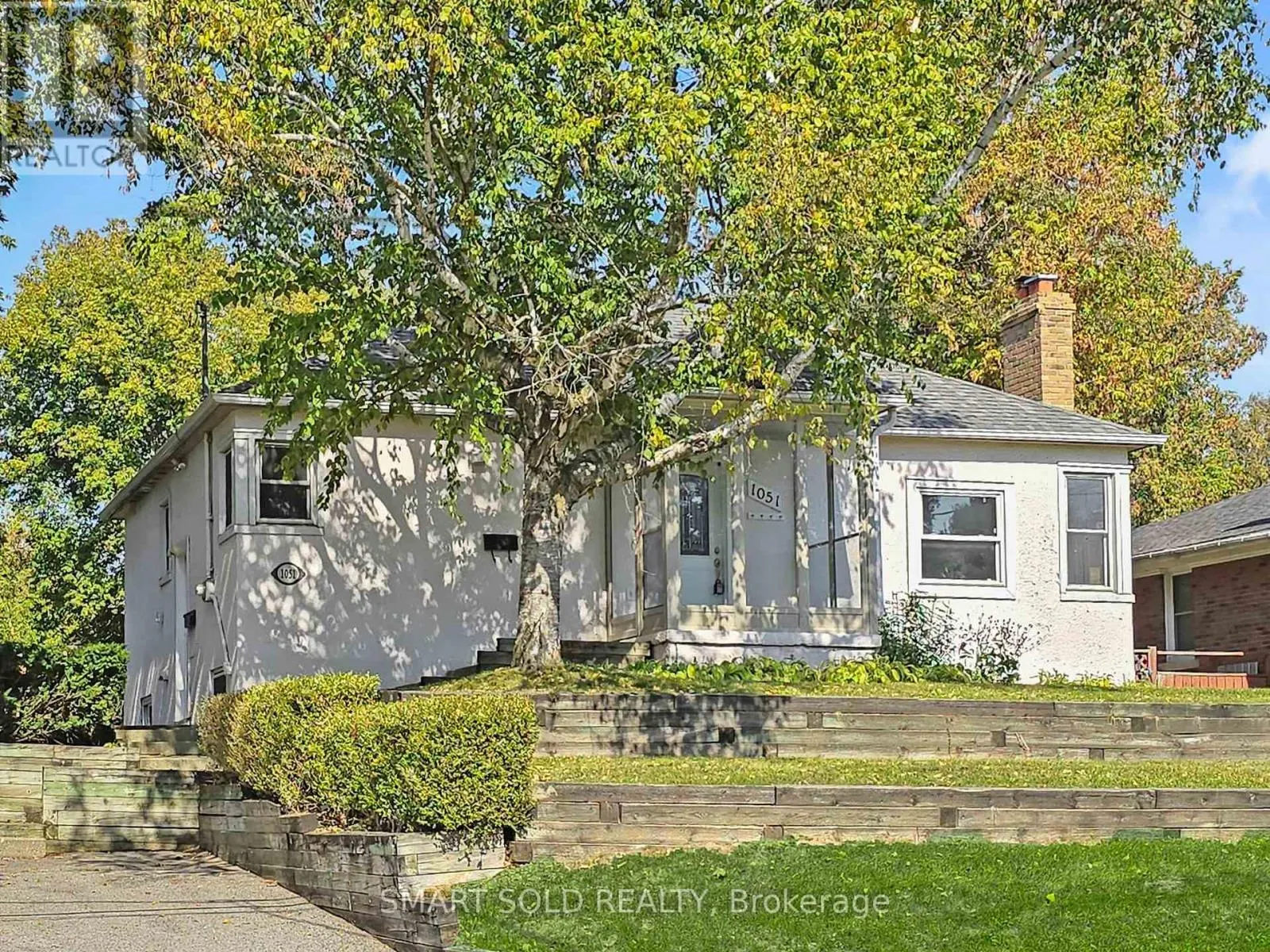 1051 JANETTE STREET