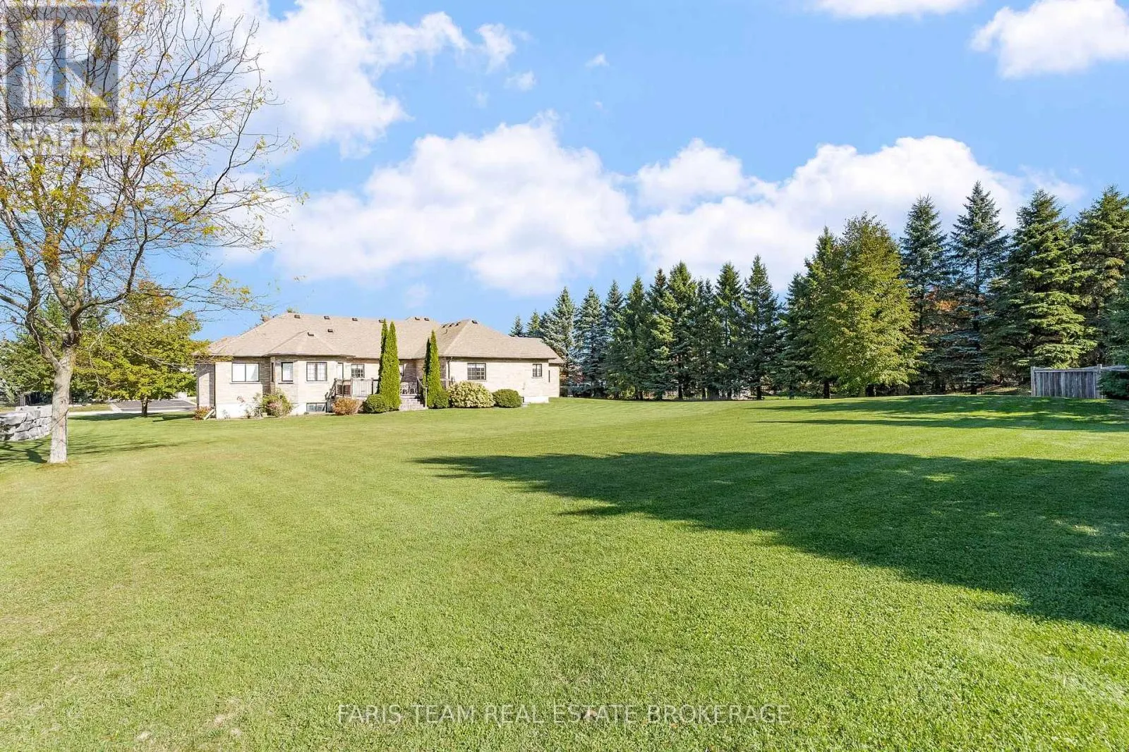 39 VANDERPOST CRESCENT
