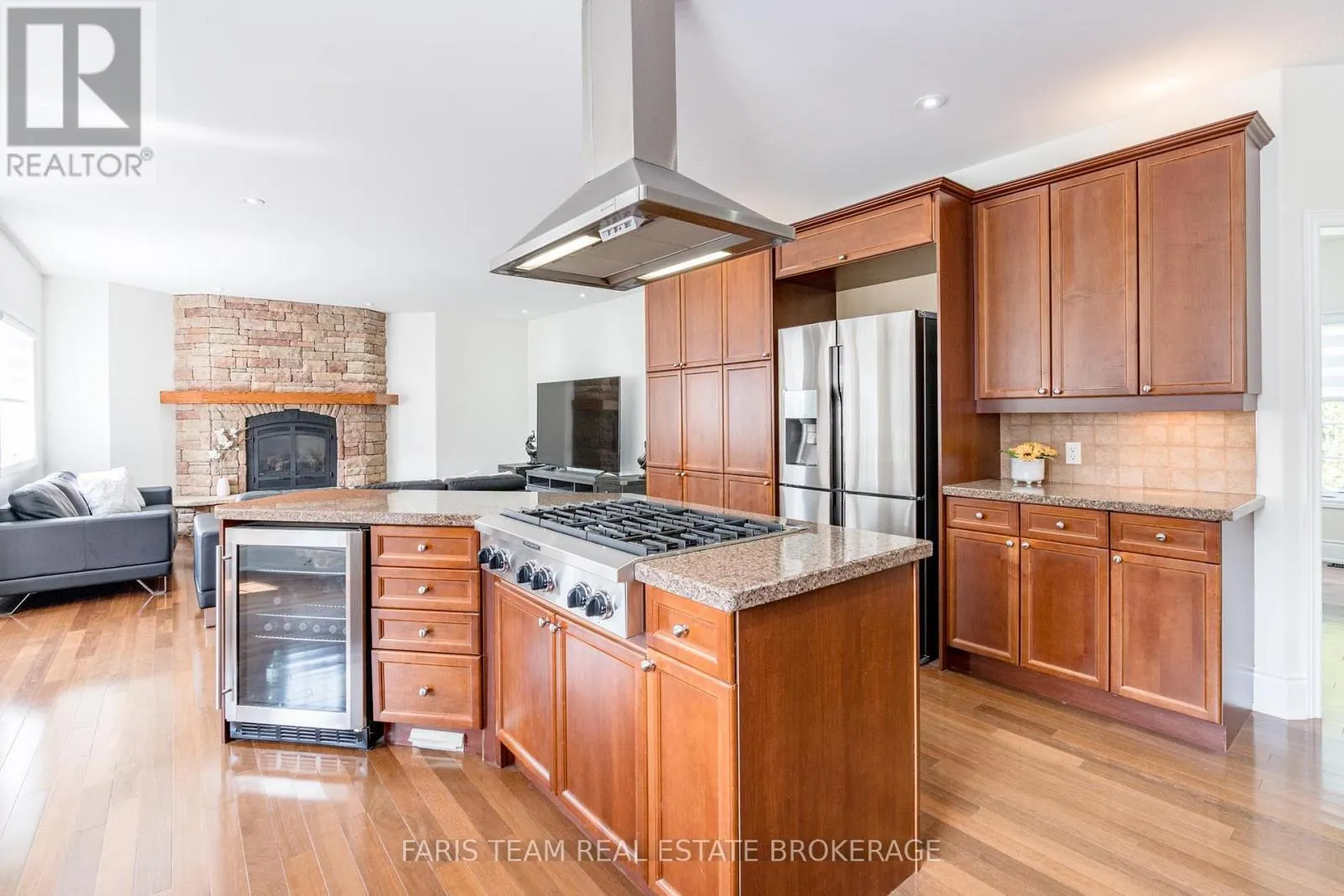 39 VANDERPOST CRESCENT