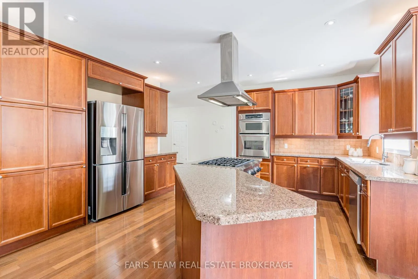 39 VANDERPOST CRESCENT