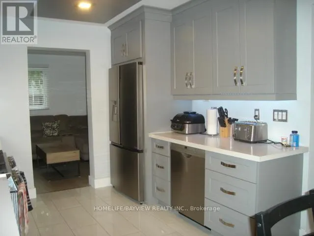 999 ANNA MARIA AVENUE