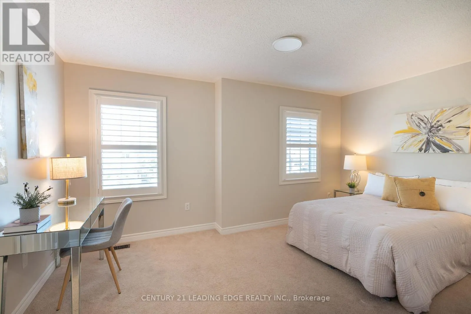 1163 STUFFLES CRESCENT