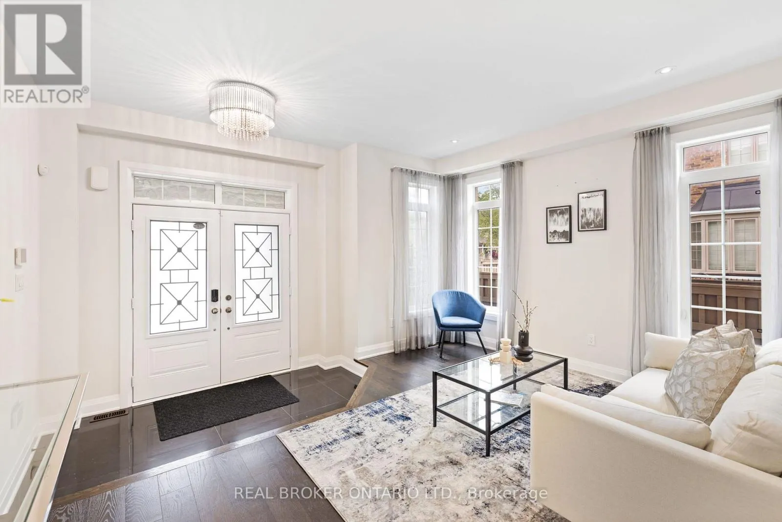 41 PELEE AVENUE