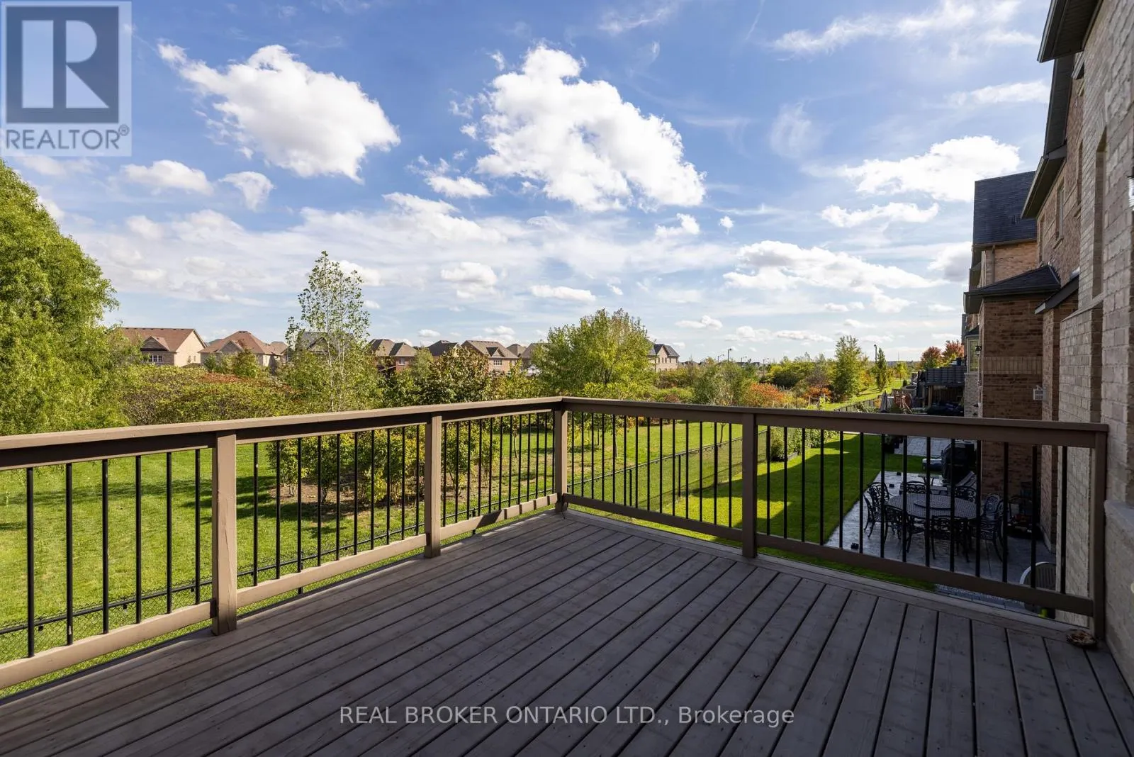 41 PELEE AVENUE