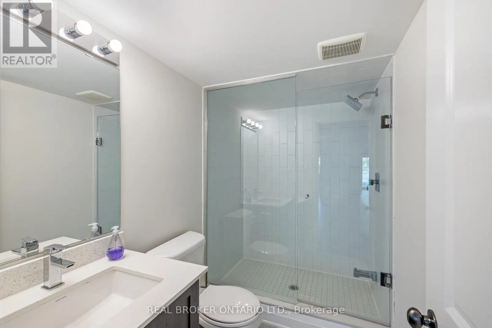 41 PELEE AVENUE