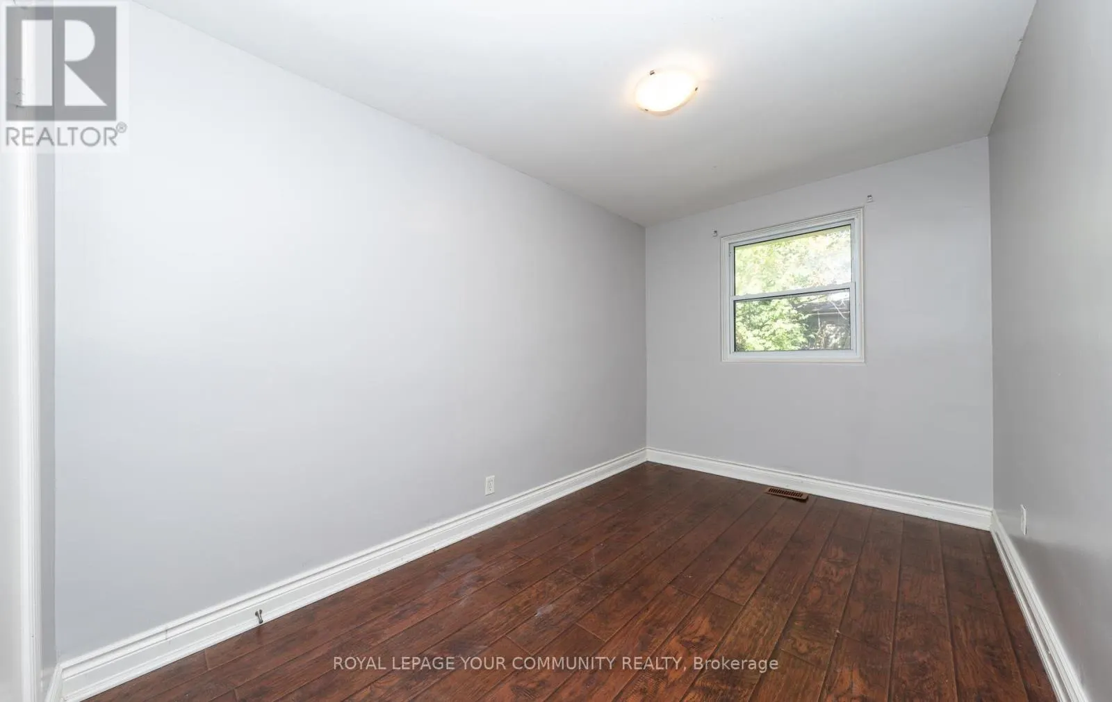 UPPER - 53 NEWBURY DRIVE