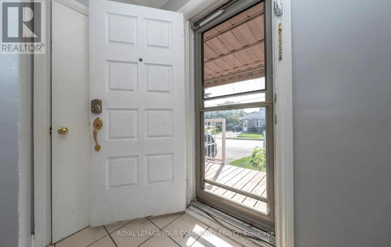 UPPER - 53 NEWBURY DRIVE