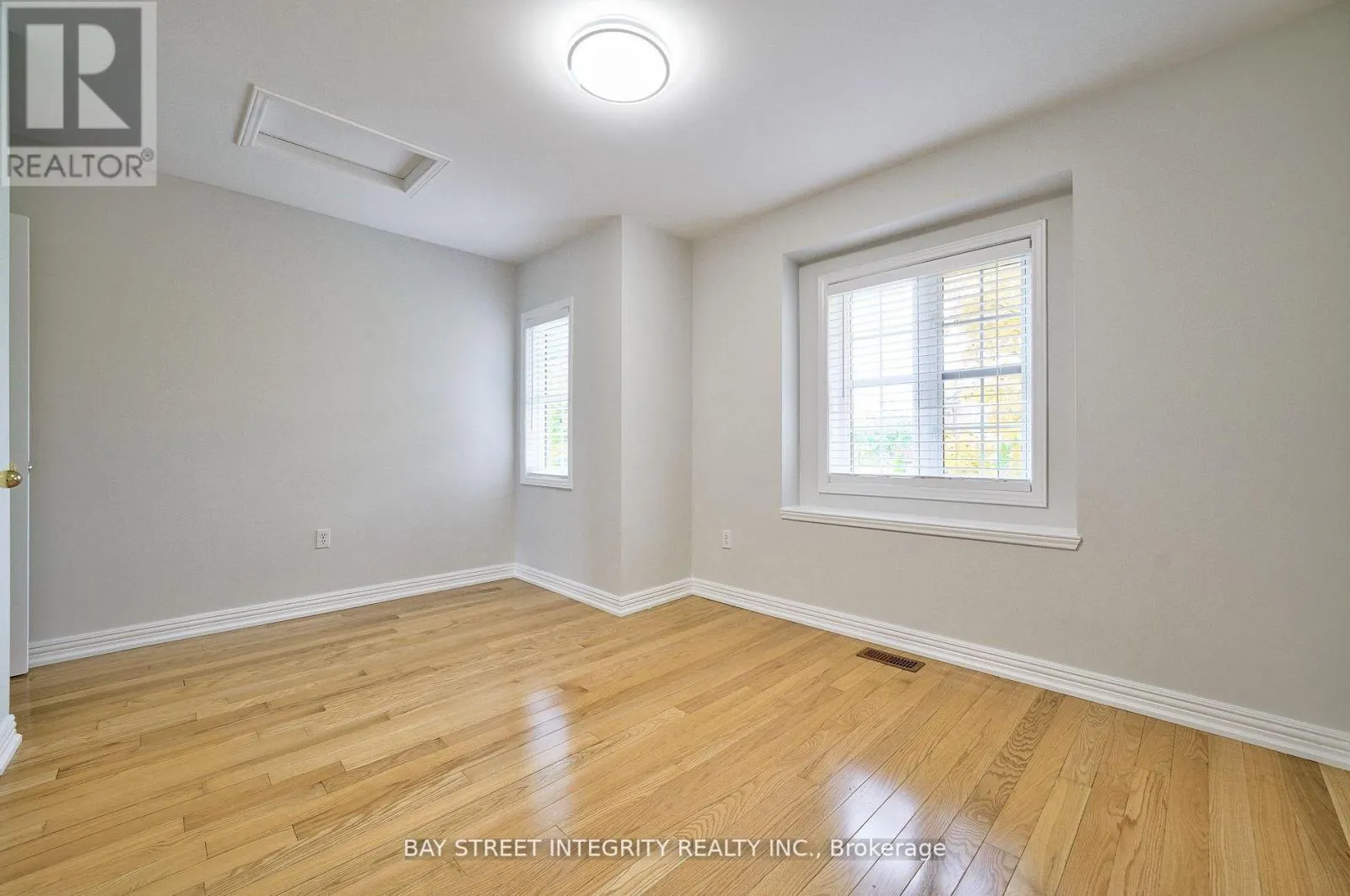 75 SELKIRK DRIVE