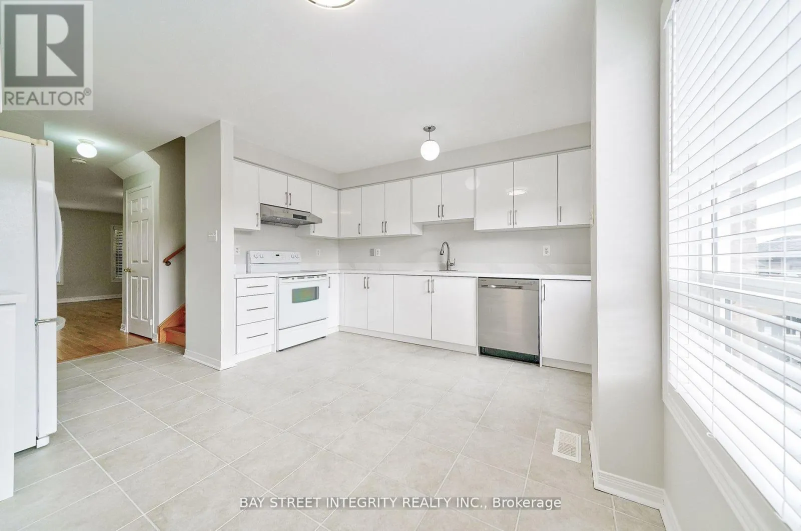 75 SELKIRK DRIVE