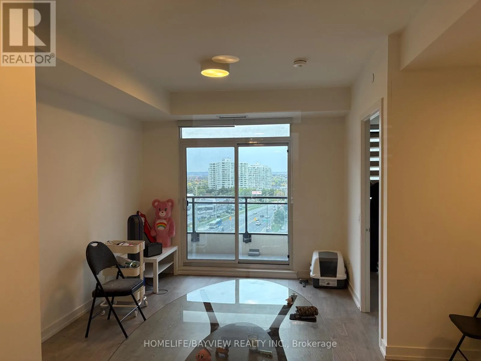805 - 1 GRANDVIEW AVENUE