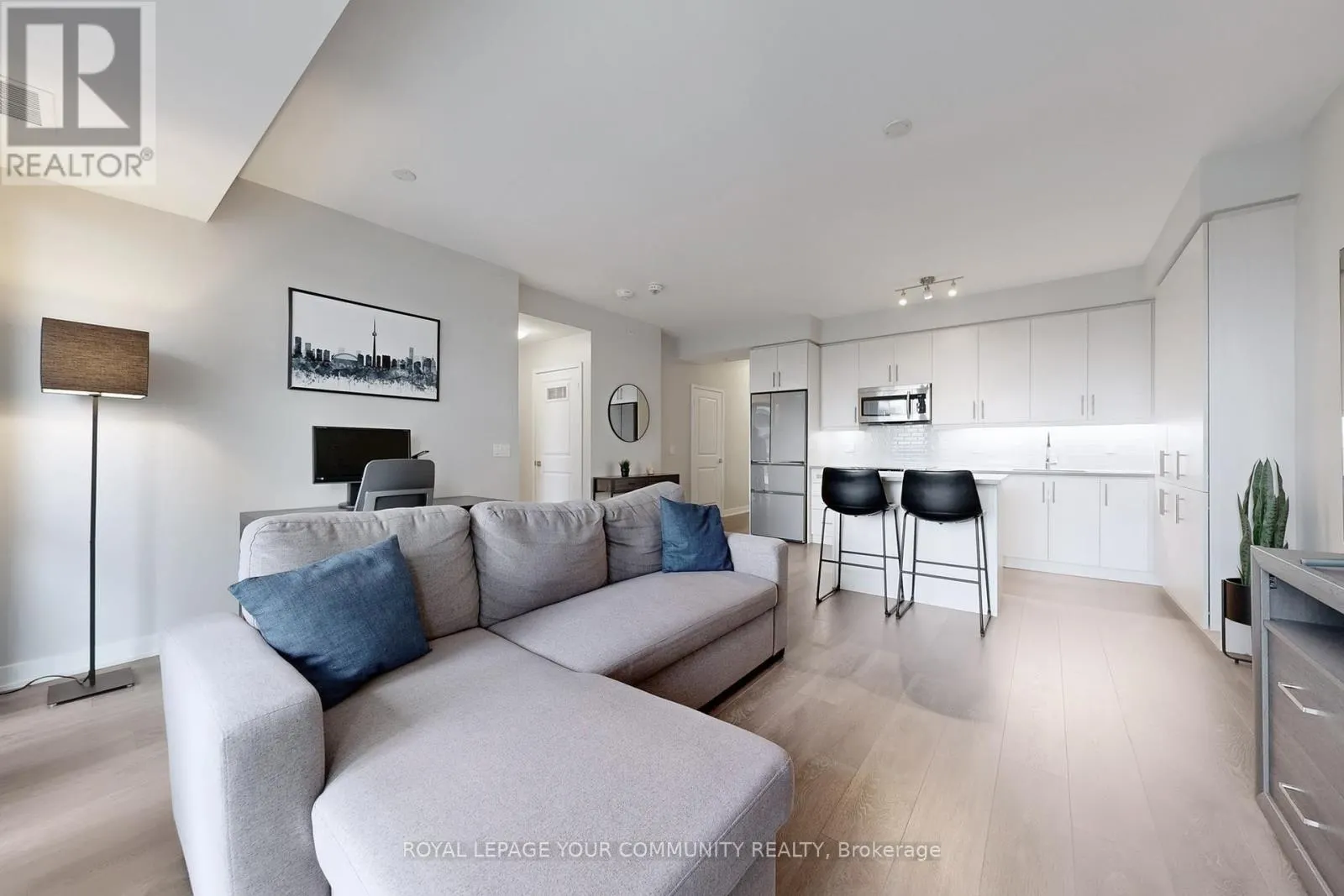 601 - 75 ONEIDA CRESCENT