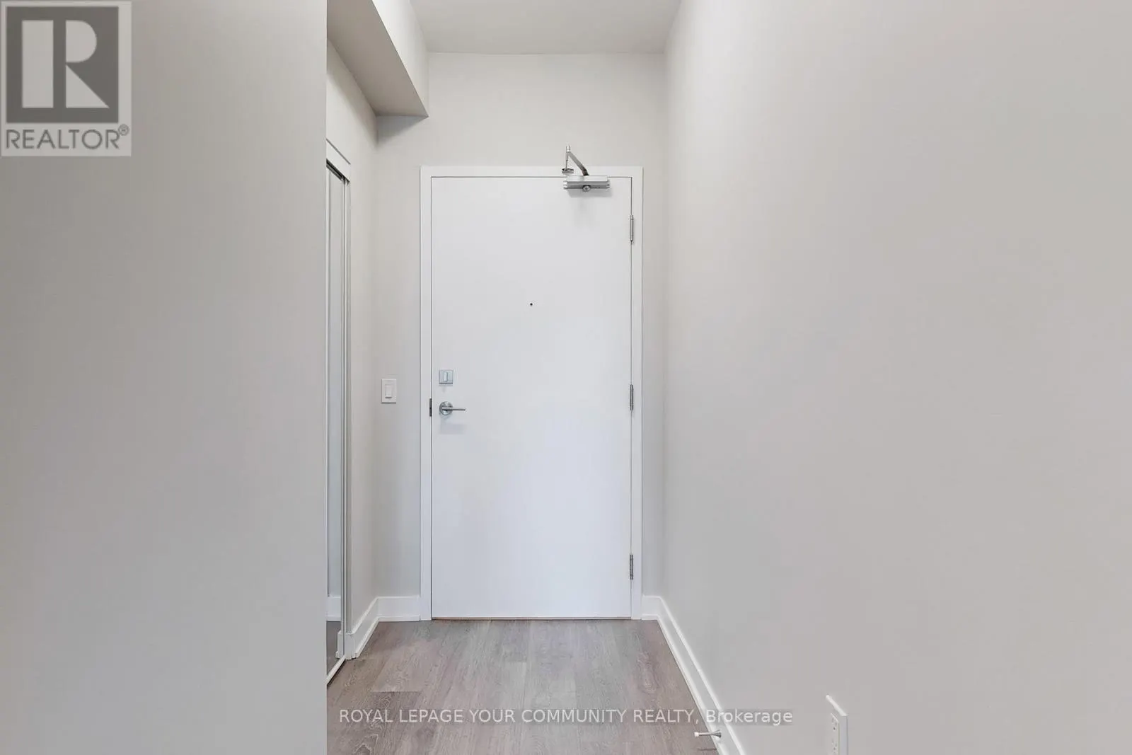 601 - 75 ONEIDA CRESCENT