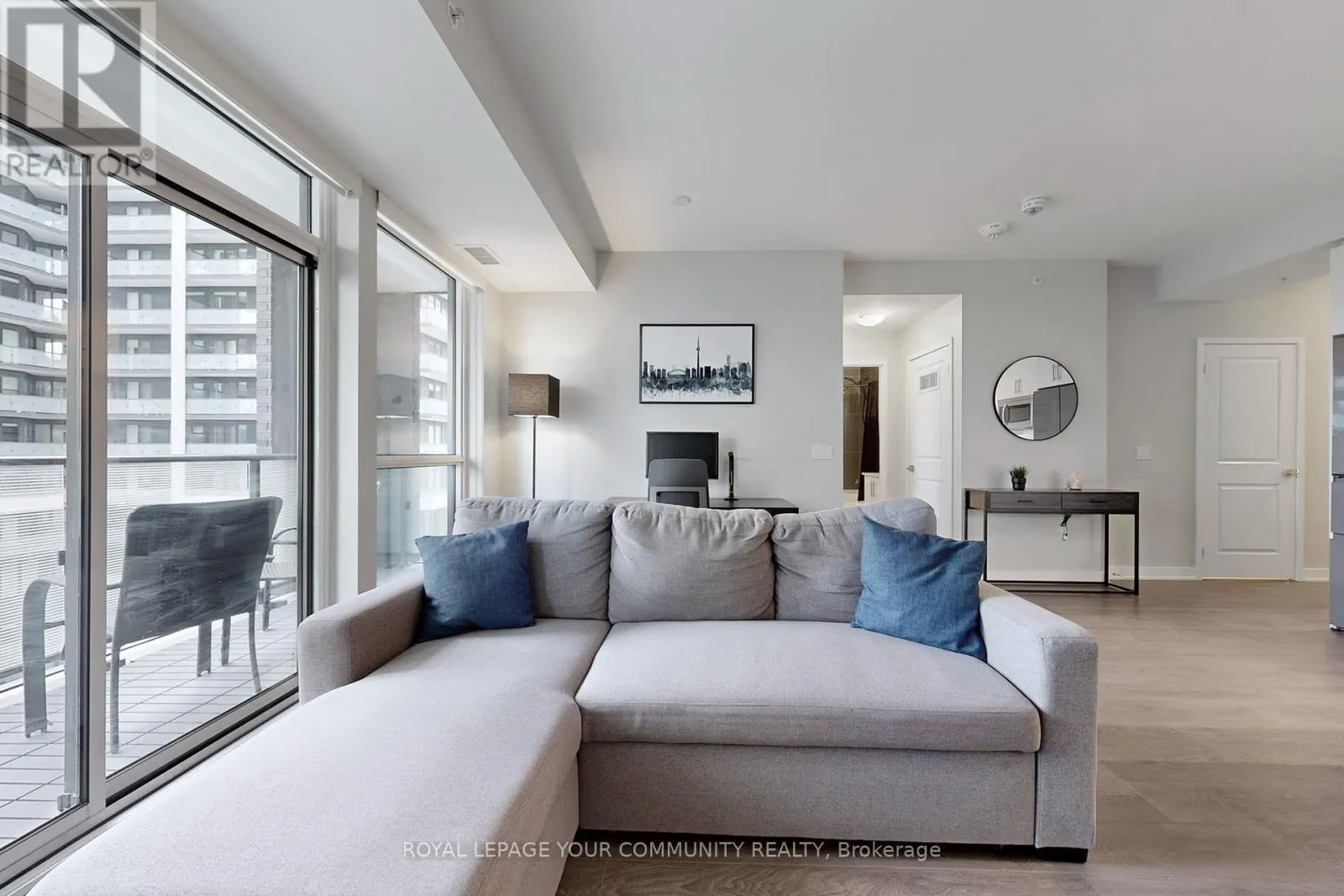 601 - 75 ONEIDA CRESCENT