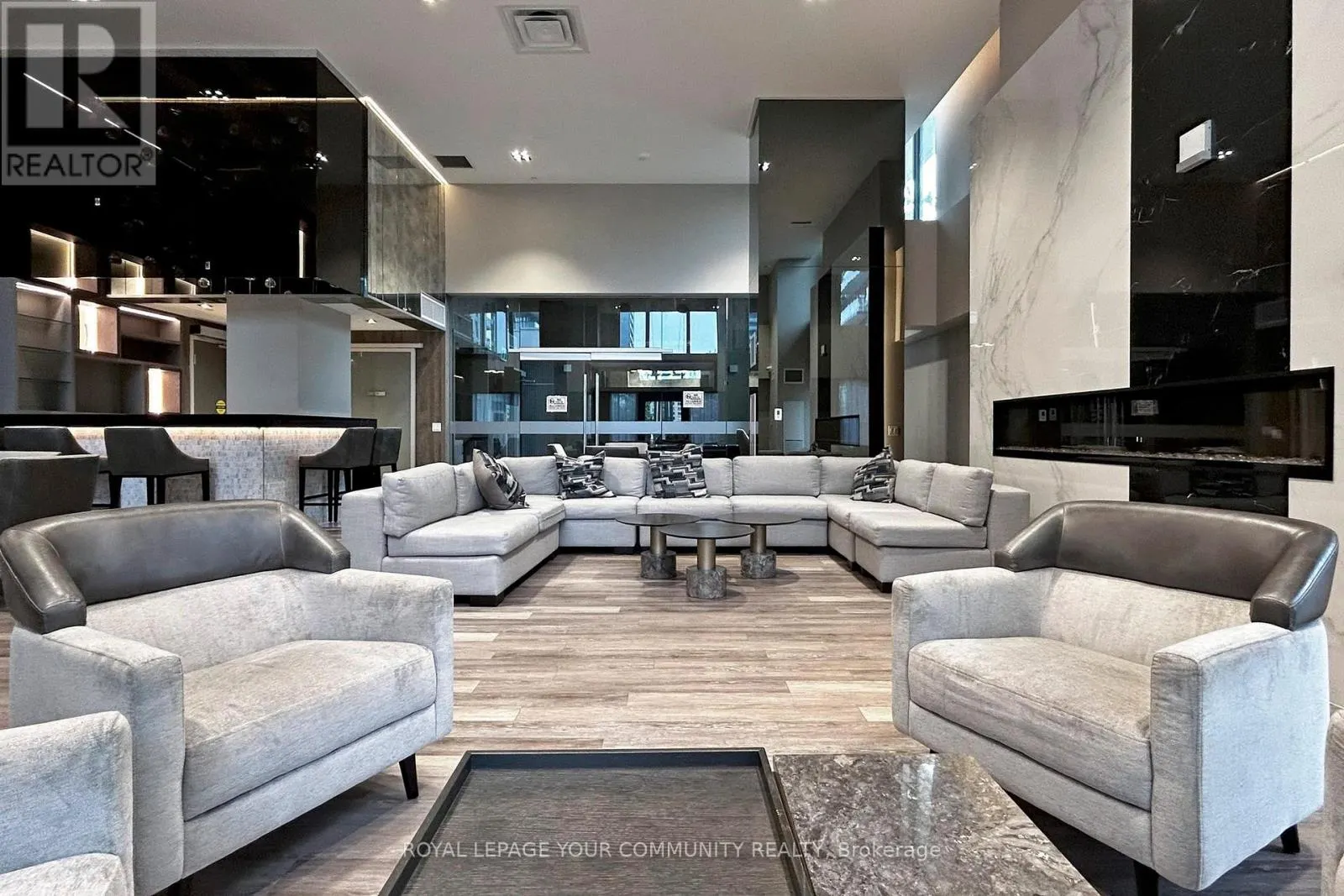 601 - 75 ONEIDA CRESCENT