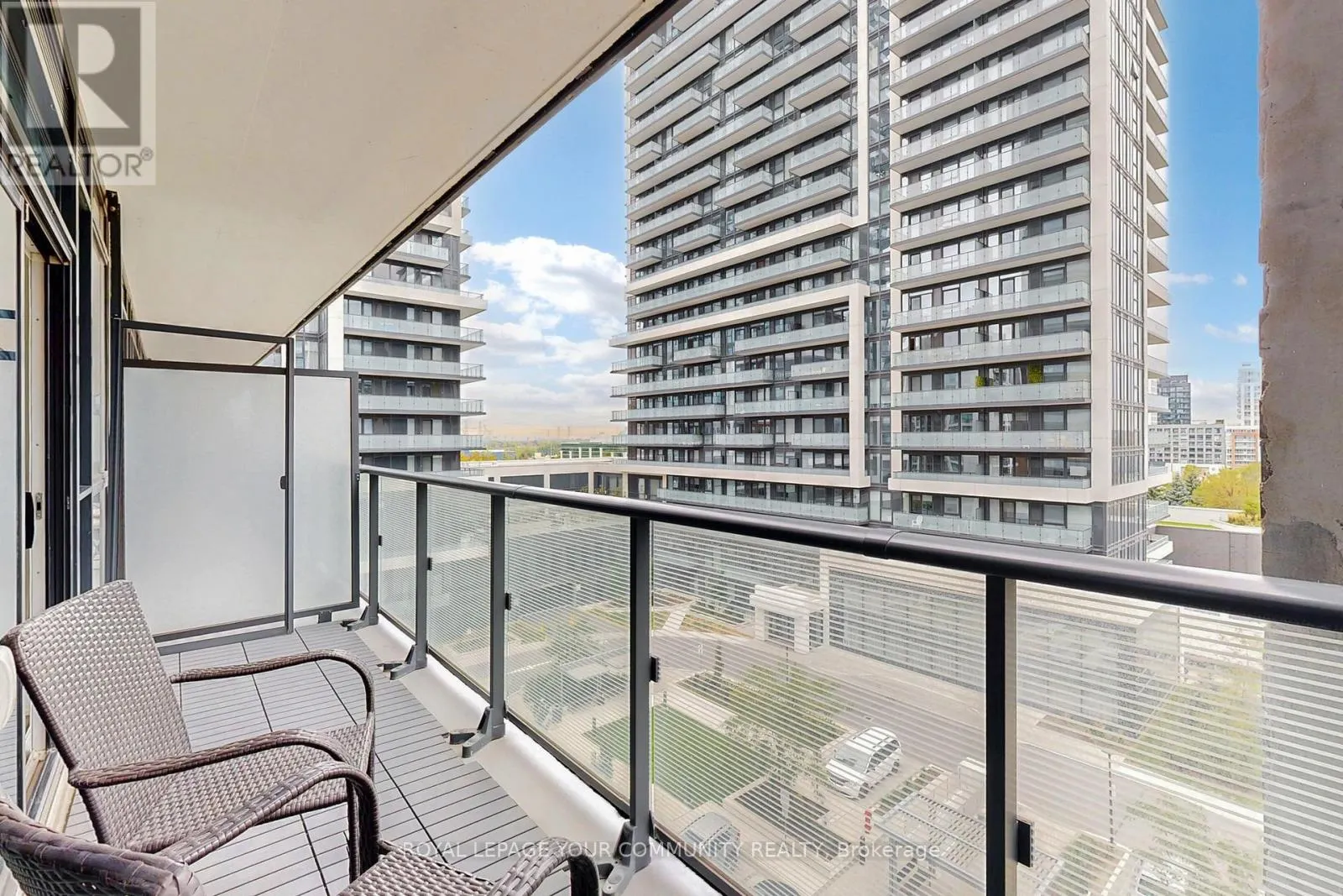 601 - 75 ONEIDA CRESCENT